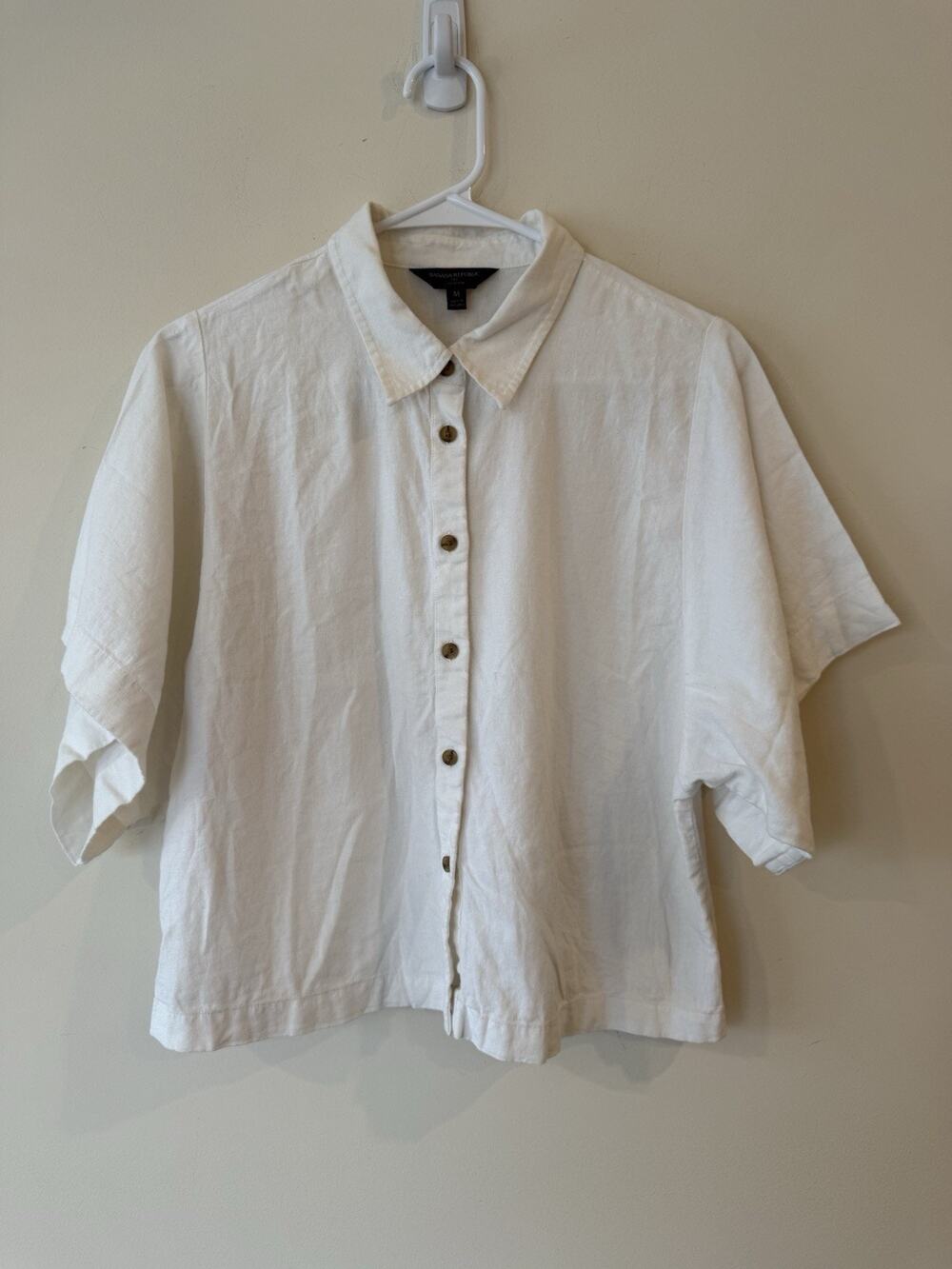 Banana Republic Women Linen Blend White Button Shirt Size Medium Classic Preppy